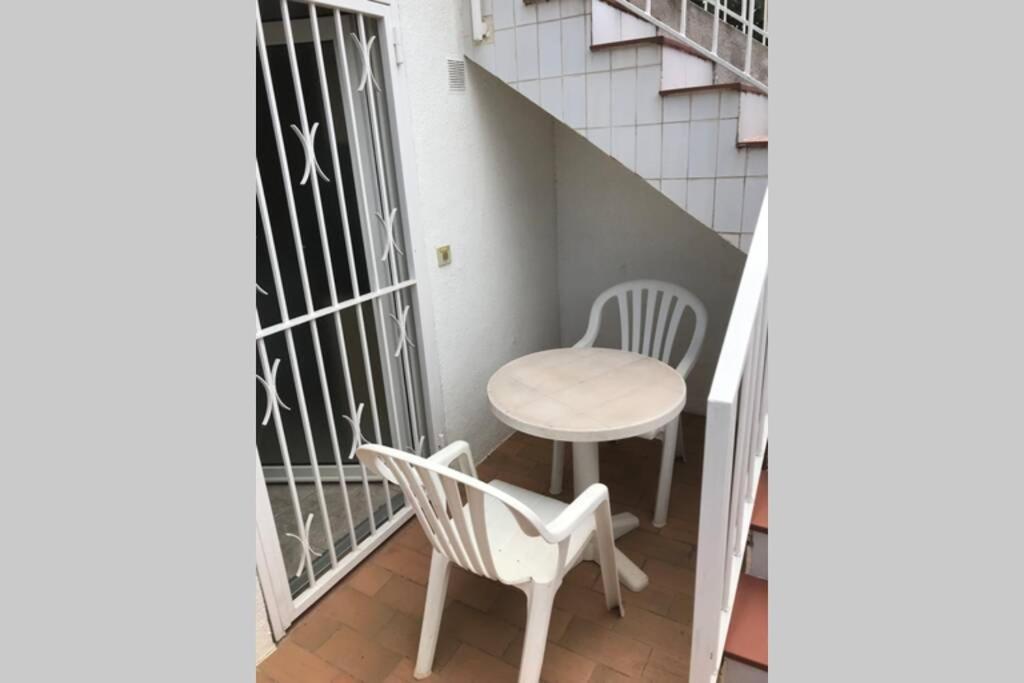 אמפוריבראבה Studio Dans Un Endroit Calme Et Discret D Empuria מראה חיצוני תמונה